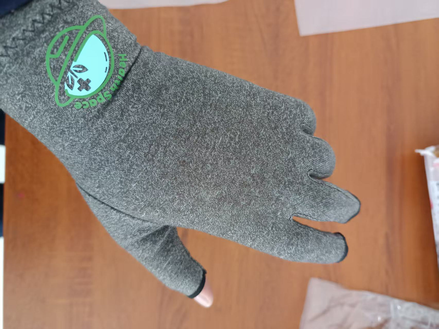 Healthspace Copper-Infused Arthritis Gloves – Compression Support  Silicone Grip for Hand Pain Relief